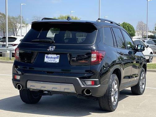 Crystal Black Pearl 2023 Honda Passport AWD TrailSport