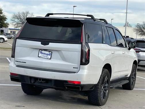 2024 Cadillac Escalade Sport