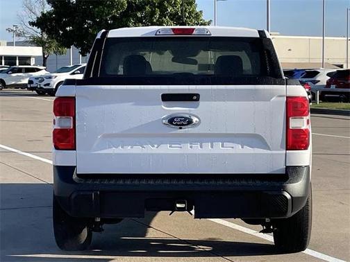 2024 Ford Maverick XL