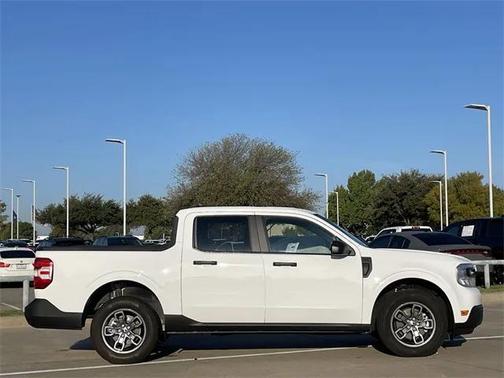 2024 Ford Maverick XL
