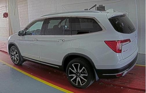 2022 Honda Pilot AWD Elite