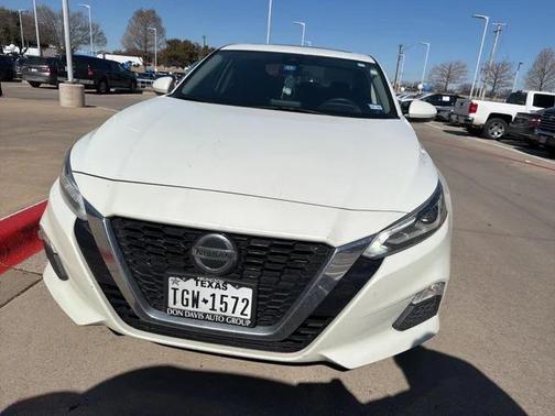 2021 Nissan Altima 2.5 SV