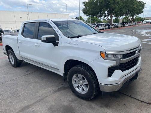 Summit White 2023 Chevrolet Silverado 1500 LT
