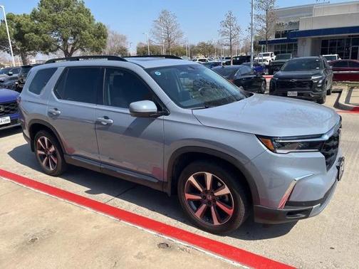 2025 Honda Pilot Touring 8-Passenger