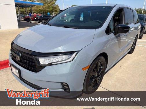 Sonic Gray Pearl 2023 Honda Odyssey Sport
