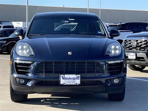 2017 Porsche Macan Base
