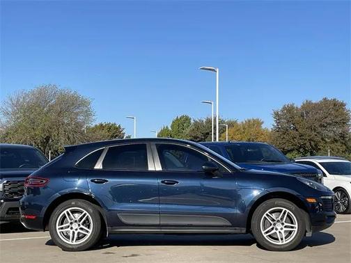 2017 Porsche Macan Base