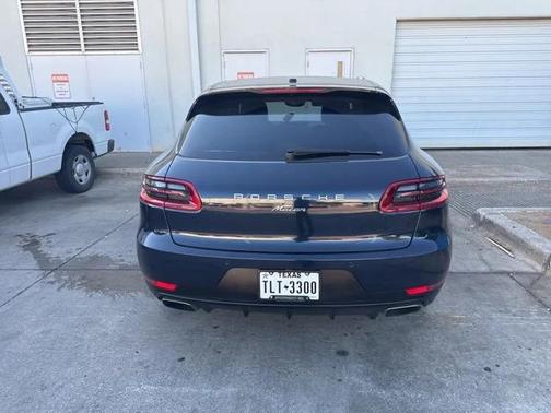 2017 Porsche Macan Base