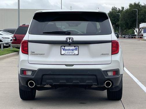 Platinum White Pearl 2024 Honda Passport AWD EX-L