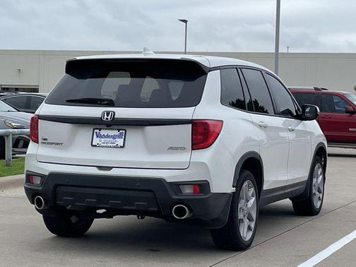 Platinum White Pearl 2024 Honda Passport AWD EX-L