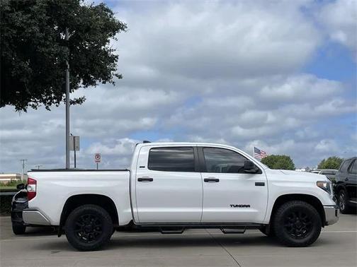 2020 Toyota Tundra SR5