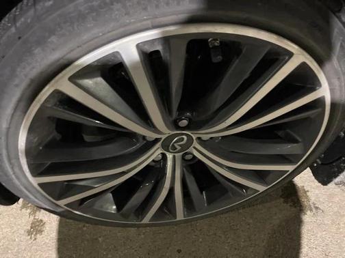 2021 INFINITI Q60 3.0T LUXE