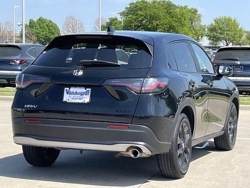Crystal Black Pearl 2025 Honda HR-V AWD Sport