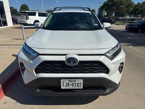 2023 Toyota RAV4 Hybrid XLE Premium