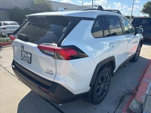 2023 Toyota RAV4 Hybrid XLE Premium