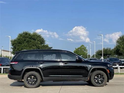2024 Jeep Grand Cherokee L Altitude