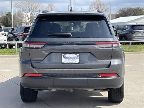 2025 Jeep Grand Cherokee Altitude