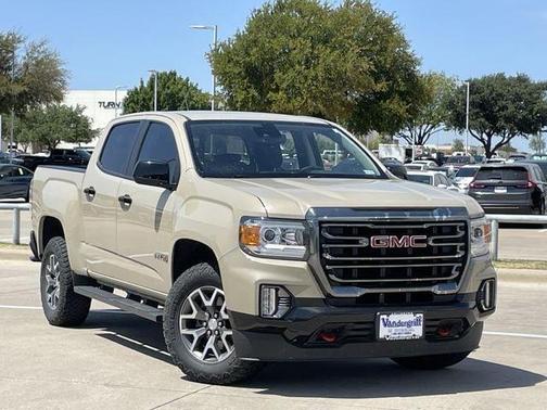 Desert Sand Metallic 2022 GMC Canyon AT4