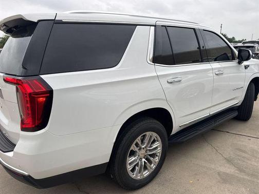 Summit White 2024 GMC Yukon SLT