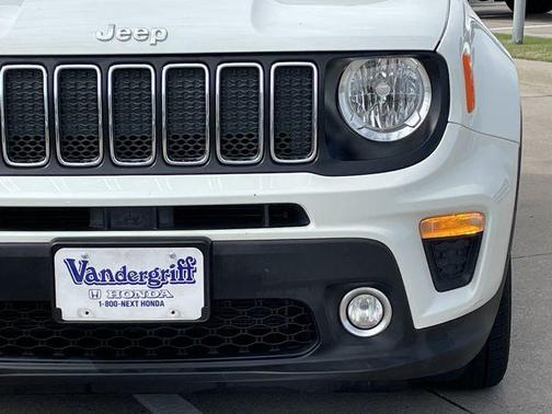 Alpine White Clearcoat 2019 Jeep Renegade Latitude