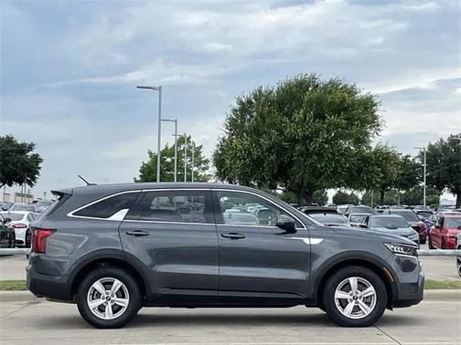 2021 Kia Sorento LX