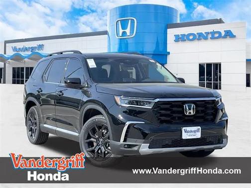 2025 Honda Pilot Touring 8-Passenger