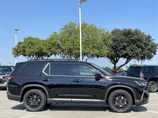 2025 Honda Pilot Touring 8-Passenger