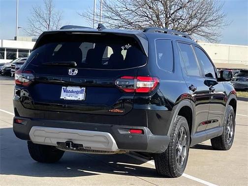 2025 Honda Pilot TrailSport