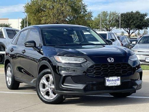 Crystal Black Pearl 2024 Honda HR-V LX