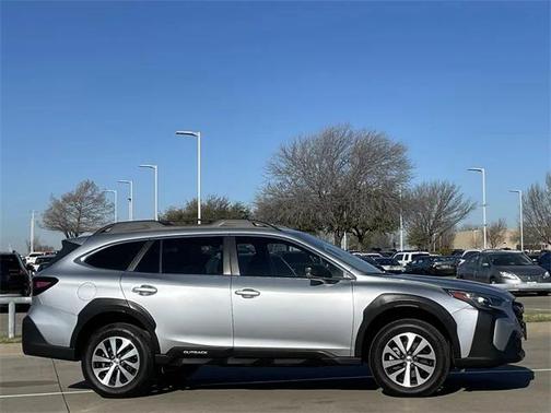 2024 Subaru Outback Base