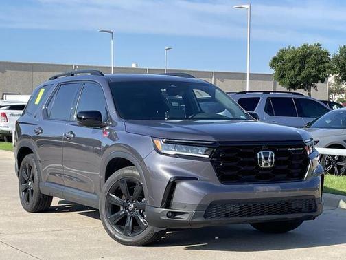 Modern Steel 2025 Honda Pilot Black Edition