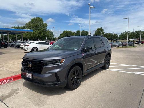 Modern Steel 2025 Honda Pilot Black Edition
