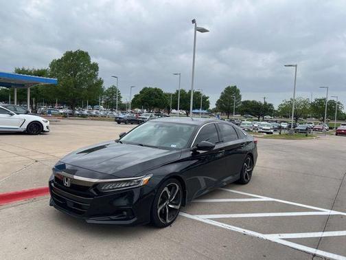 Crystal Black Pearl 2022 Honda Accord Sport SE 1.5T