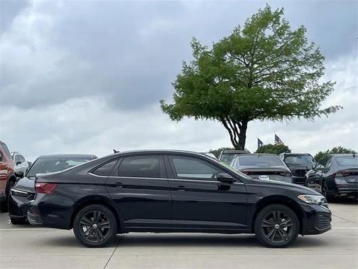 2022 Volkswagen Jetta 1.5T SE