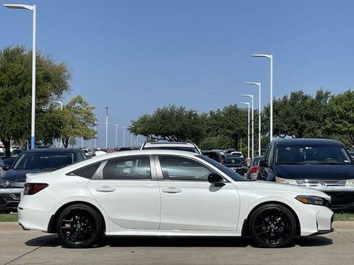 Platinum White Pearl 2025 Honda Civic Sport