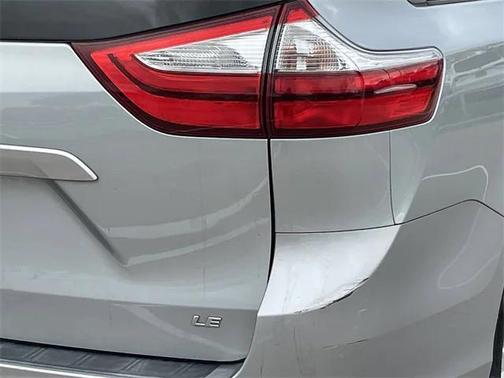 2015 Toyota Sienna LE