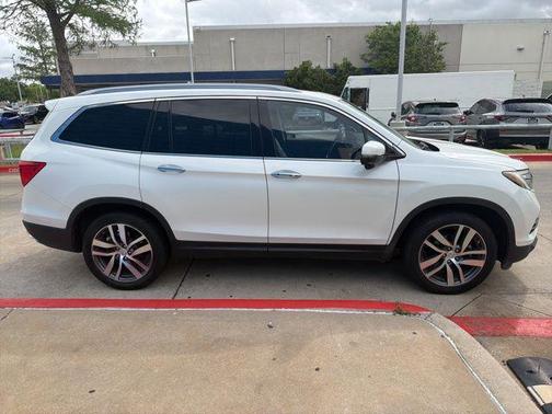 White Diamond Pearl 2016 Honda Pilot Touring