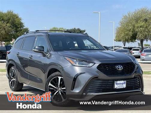 2022 Toyota Highlander XSE