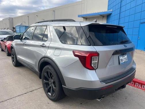 2022 Ford Explorer ST-Line