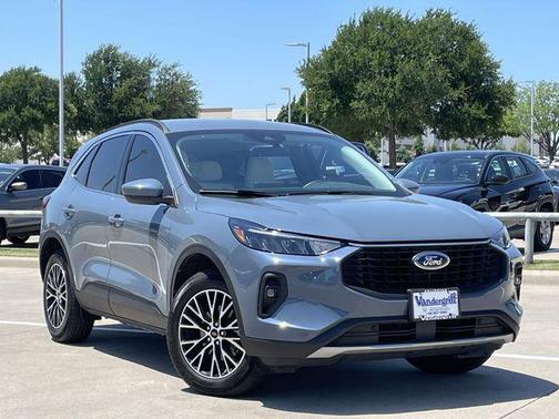 Vapor Blue Metallic 2025 Ford Escape PHEV SE
