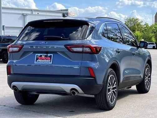 Vapor Blue Metallic 2025 Ford Escape PHEV SE