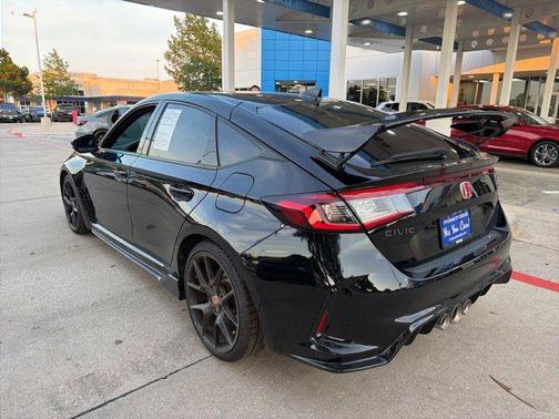 Crystal Black Pearl 2025 Honda Civic Type R