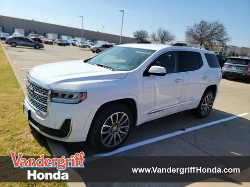 2023 GMC Acadia Denali