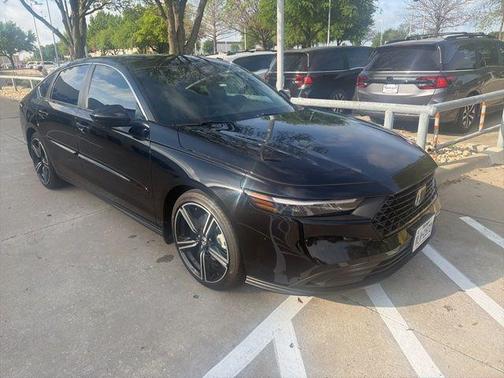 Crystal Black Pearl 2024 Honda Accord Hybrid Sport