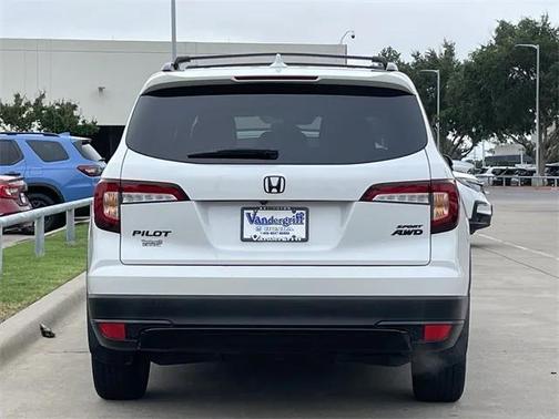 2022 Honda Pilot AWD Sport