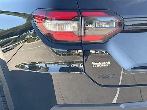 Crystal Black Pearl 2025 Honda Pilot Black Edition
