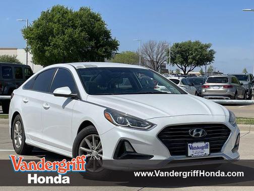 Quartz White Pearl 2019 Hyundai SONATA SE