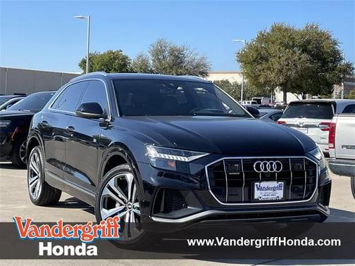 2021 Audi Q8 55 Prestige