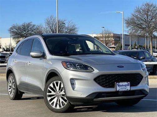 2020 Ford Escape Titanium