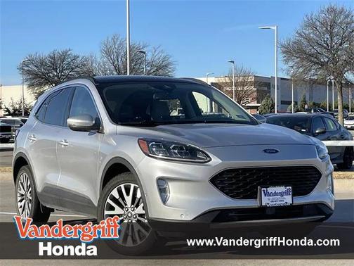 2020 Ford Escape Titanium